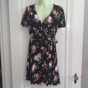 Nwot Xhiliration black & pink floral summe…